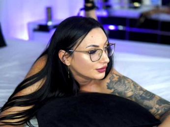 MistyWooods webcam model stream image