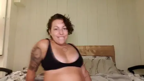 beberoyale webcam model stream image