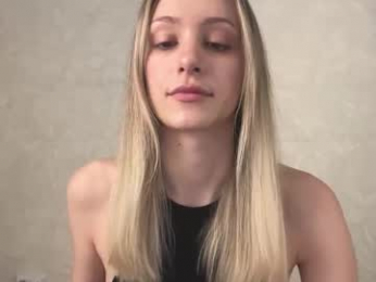 fflloowweerr webcam model stream image