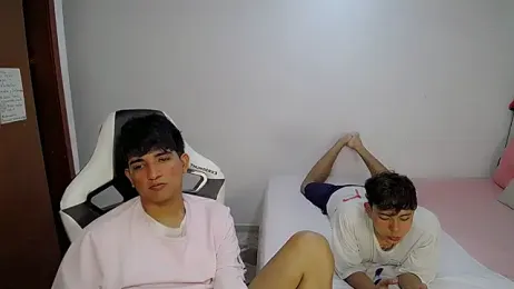 Maxwell_boys webcam model stream image