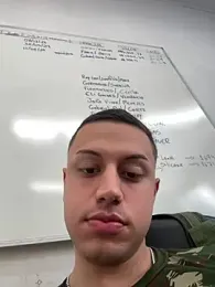 wellintom_oog webcam model stream image