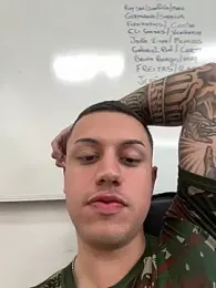 wellintom_oog webcam model stream image