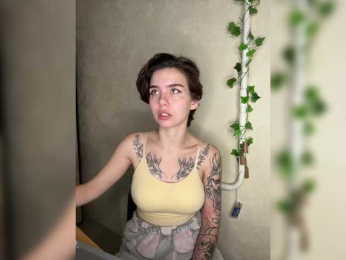 Lulu-Sun webcam model stream image