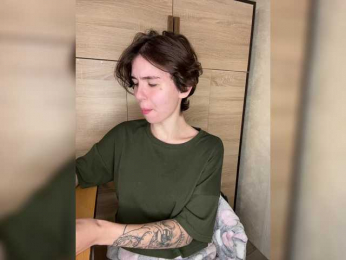 Lulu-Sun webcam model stream image