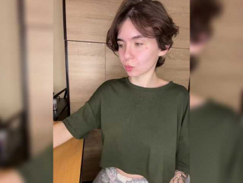 Lulu-Sun webcam model stream image