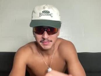 brokehungcollegeguy webcam model stream image