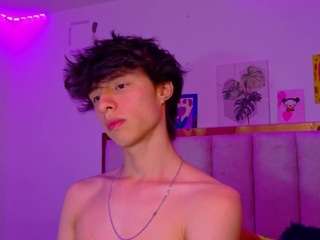 boysincam webcam model stream image