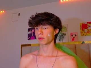 boysincam webcam model stream image