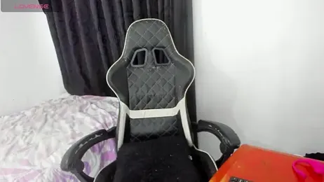 ojitos22 webcam model stream image