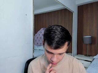 Jacob Miiler webcam model stream image
