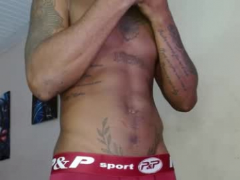 kiing_black webcam model stream image