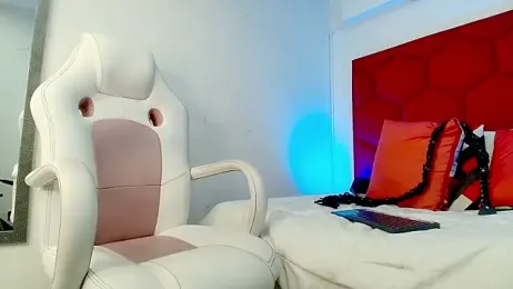 KittyTransDoll webcam model stream image