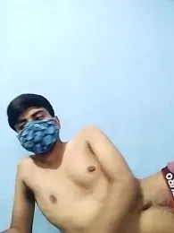 YourTarzan webcam model stream image