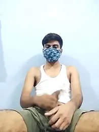 YourTarzan webcam model stream image