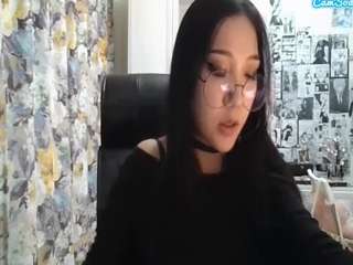 janellewarnstaff webcam model stream image