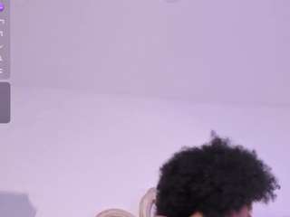 only-gia webcam preview