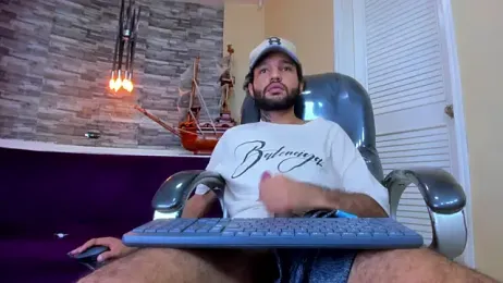 Hottie_Bear webcam model stream image