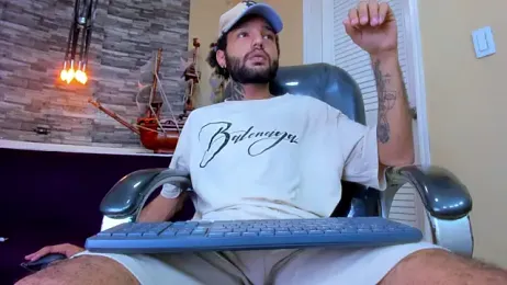 Hottie_Bear webcam model stream image