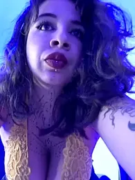 Aria_Bennett21 webcam model stream image