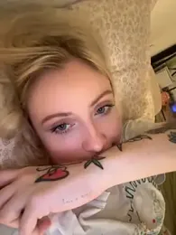 seeunexttuesday webcam model stream image
