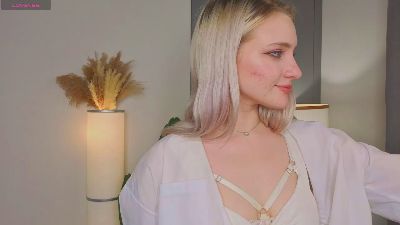 JustineWanvig webcam model stream image