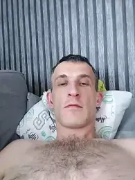 1983ADAM webcam model stream image