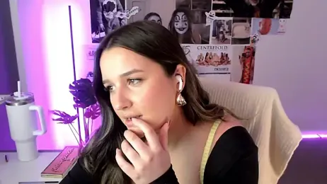 Lenas_Room webcam model stream image