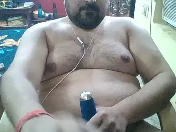 Aryan_Milf_Lover webcam model stream image