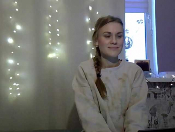 MarinaMOON webcam bongacams model stream image