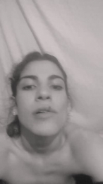 titalinda webcam model stream image