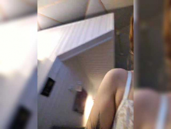 StuffyHot webcam model stream image