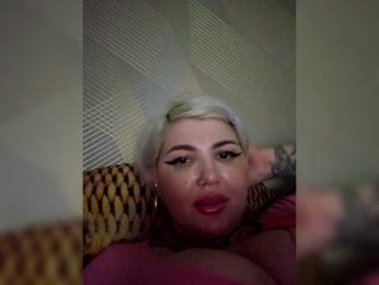 Allaloveyou35a webcam model stream image