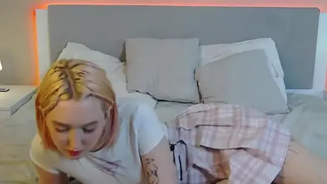 MarianeSun webcam model stream image