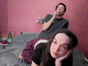 AliceFoxy1 webcam model stream image