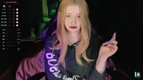 carolina_elf webcam stripchat model stream image