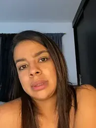 trianawhite webcam model stream image