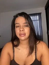 trianawhite webcam model stream image