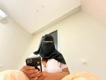 Submissive_Arab webcam model stream image