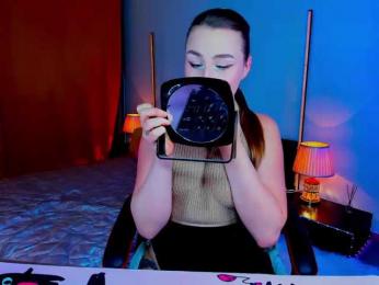 LiliMoona webcam model stream image