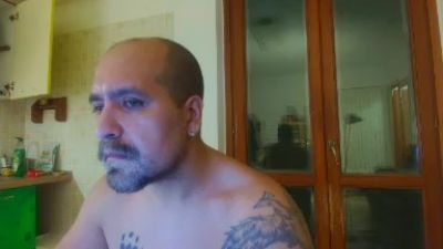 Mannextdoor1929 webcam model stream image