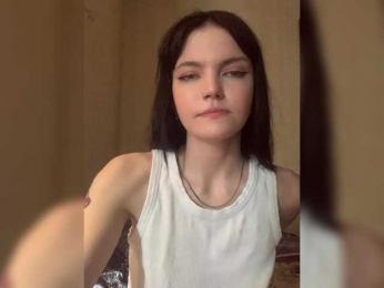 alisonriot webcam bongacams model stream image