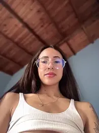 lauravasquez webcam model stream image