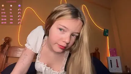 -veranito- webcam model stream image
