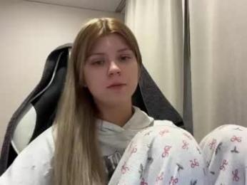 _kirieshka webcam model stream image