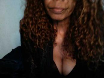 Famelapine webcam model stream image
