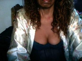 Famelapine webcam model stream image