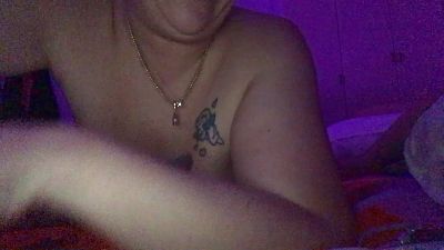 Moncheri8 webcam model stream image