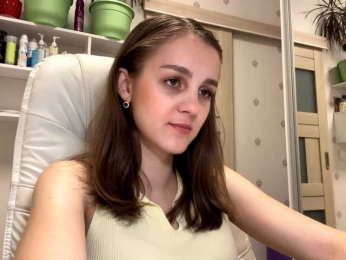 UrShineKatie webcam model stream image