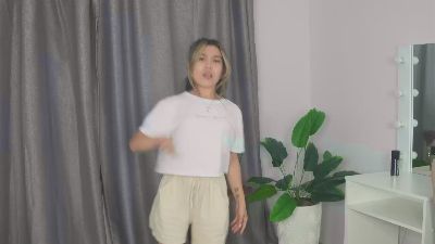 RaynaWilt webcam cam4 model stream image