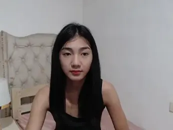 Cutie_Bella18 webcam model stream image